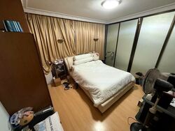 Blk 240 Lorong 1 Toa Payoh (Toa Payoh), HDB Executive #470217621